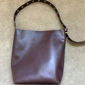 NWT Madewell The Essential Bucket Tote, Studded Leather, Chocolate Raisin